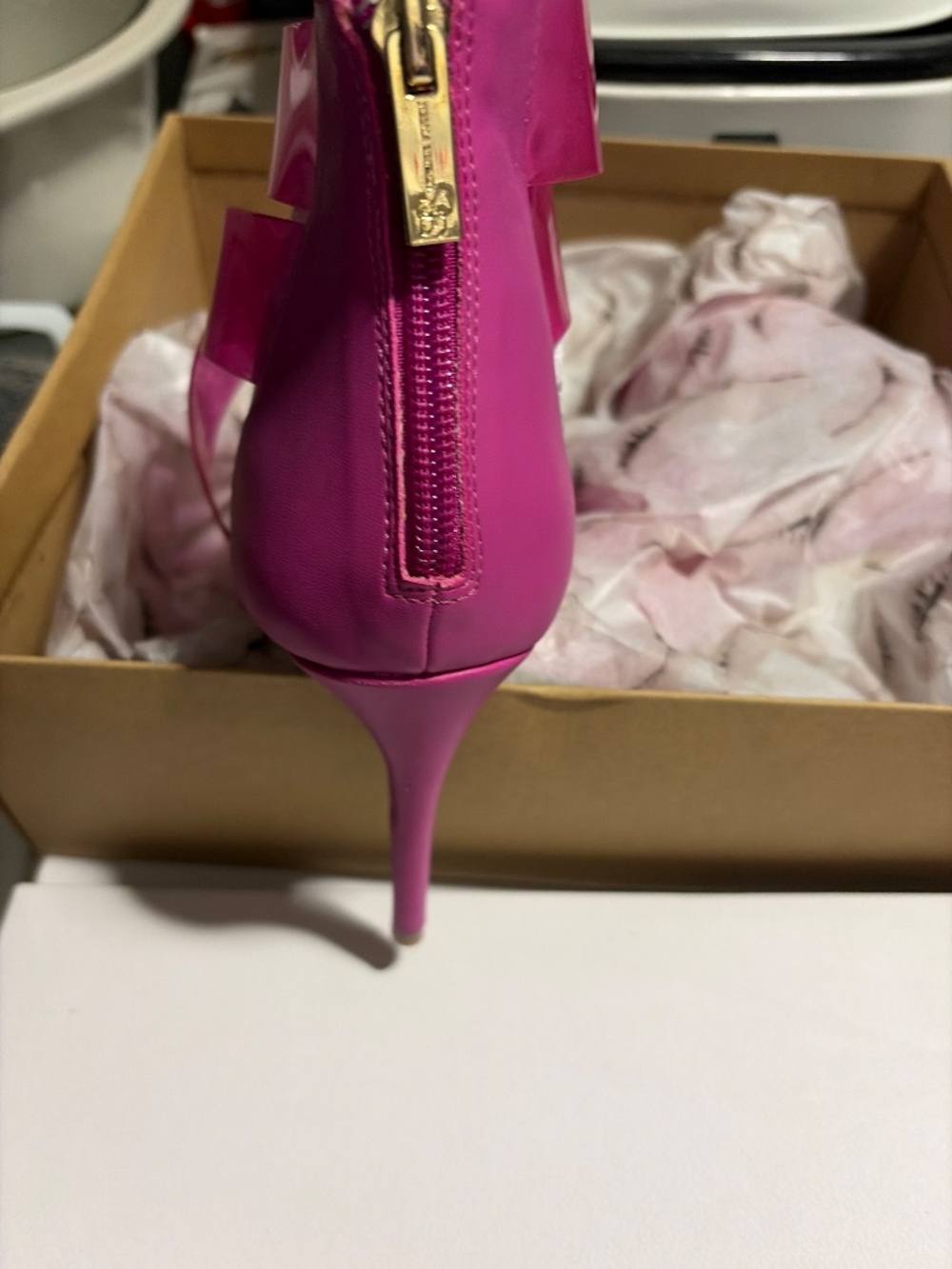 Heels - Picture 3 of 3